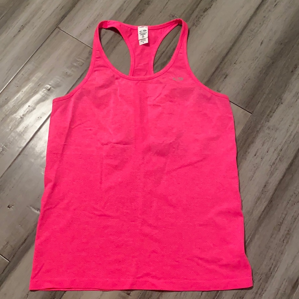 Bright pink champion duo dry tank
